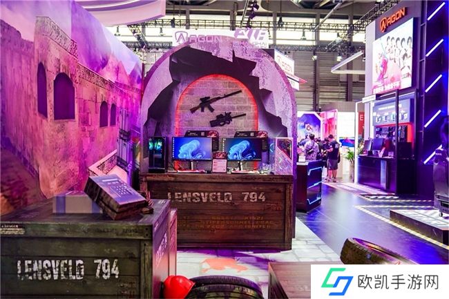 FUN肆嗨 潮好玩 AGON爱攻超级潮玩节落地CJ2024