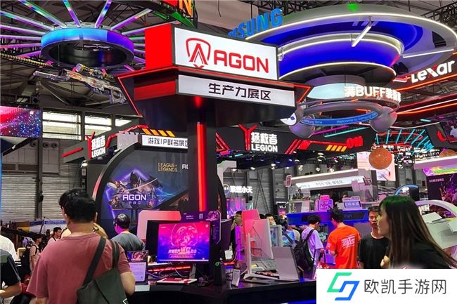 FUN肆嗨 潮好玩 AGON爱攻超级潮玩节落地CJ2024